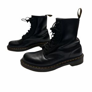 Dr. Martens 1460 Black Leather Combat Boots – Classic & Timeless 🖤